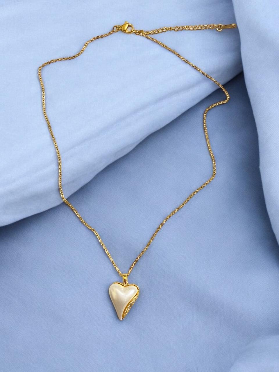 Elegant Heart-Shaped Pendant